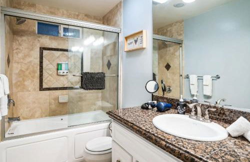 AWESOME 3BR 1 Block To Ocean Fast WIFI C1 - Photo 45