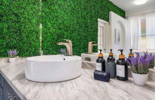 Beautiful 5BR 4 baths Themed home near Disney and Universal, Private Pool, Gameroom, baby Crib and more - Foto 27