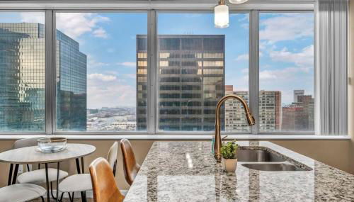 Downtown Suite w/ Amazing Views - Foto 4