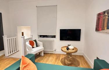 Lambeth 2BR Apartment Free Parking & WiFi - Foto 16