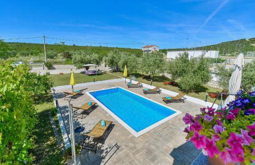 Holiday House Marina with pool - Foto 23