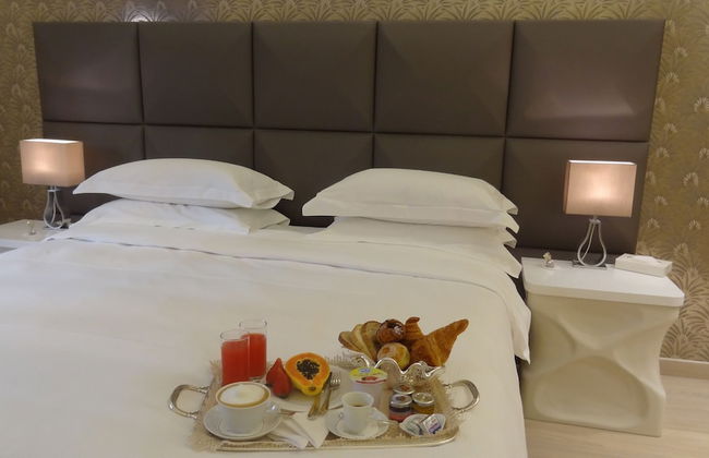 Augustana House - Photo 29