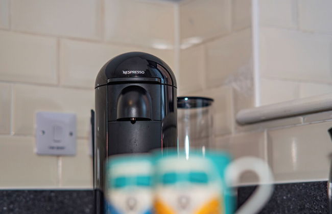 Two Bedroom Newcastle City Quayside Apartment - Photo 8