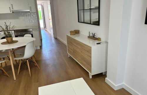 Apartamento Rabdells Olivanova 150m de la playa - Photo 15