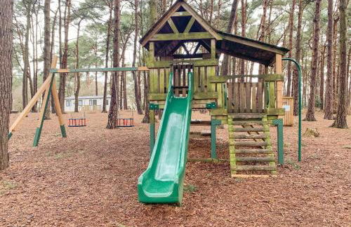 Robin's Retreat - Photo 21