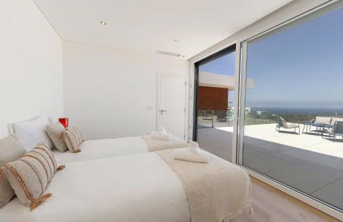 Poolside & Seaview Villa - Foto 18