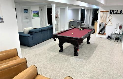 The J Luxury Villa - Southampton Poolside Retreat with Sauna - Foto 24