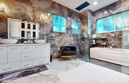 Luxury House with Movie Theater - Foto 13