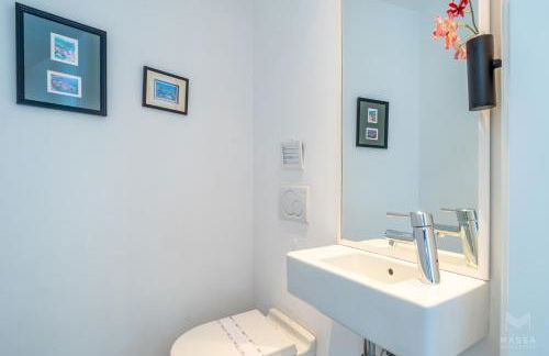 Can Ema, villa moderna con piscina frente al mar - Foto 44