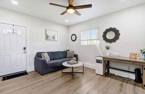 Country Charmer Single Story Cottage Pet Friendly - Foto 10