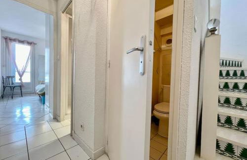 Duplex 70m2 - Vue Cité Mediévale - Parking gratuit - Foto 15