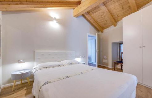 Awesome Home In Albagnano Di Bee - Foto 22