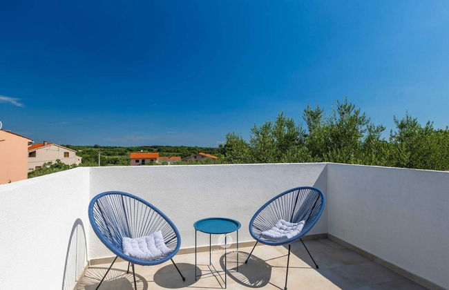 Adorable Home With Private Garden and Bubble Bath - Foto 16