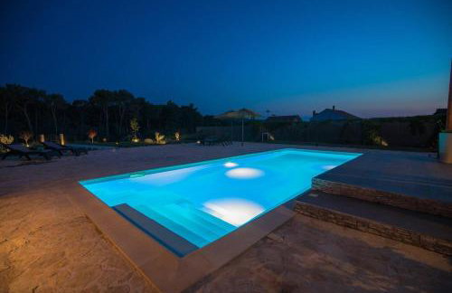 Luxury villa with a swimming pool Vrpolje, Sibenik - 21843 - Photo 6