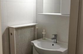 City View Apartment - Photo 13