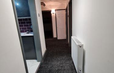 Bristol 2-Bed Bungalow Sleeps 4 Parking - Foto 7