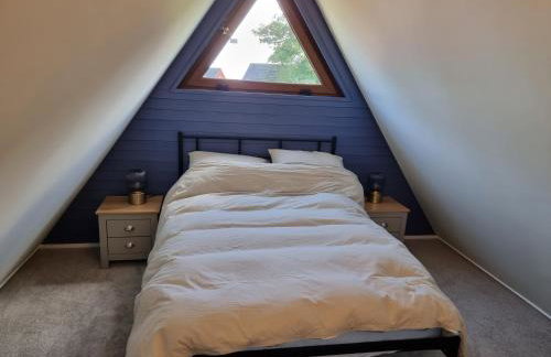 Chalet Brightstone Kingsdown Cliffs location with indoor pool, tennis court, mini-golf short walk to beach and 3 great local pubs - Foto 6