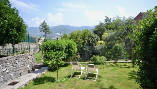 Casa Riva - Giardino e posto auto privato a pochi minuti dalle spiagge - 4 posti letto - Foto 2, Garden view