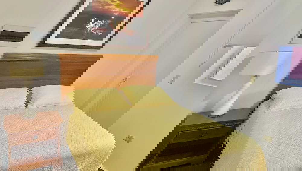 1 Bed Apartment Sleeps 2 - Pool, Parking, Wifi - Foto 1, Profilbild