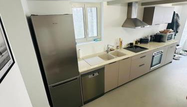 Largo - Photo 5, stove, dishwasher