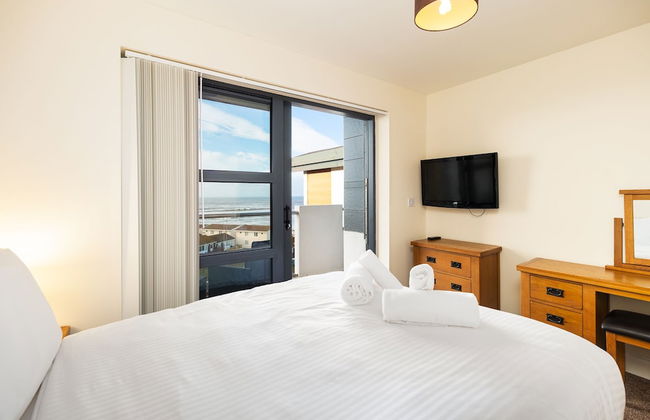 Westbeach Holiday Apartments - Photo 3