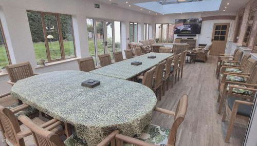 Model Farm by Group Retreats - Foto 3