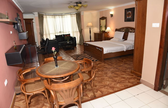 Diplomat Luxury Furnished Apartments - Foto 5