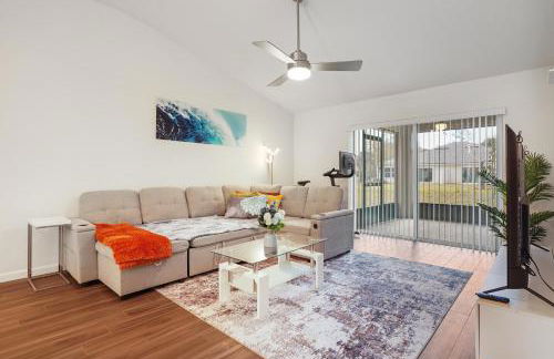 Coastal Vibes & Family Fun-Spacious 3BR, Kidz Zone, Desirable Neighborhood - Photo 4