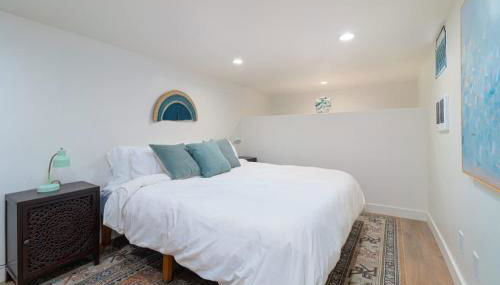 Modern 1-BR Apartment Close to Downtown Vibes - Foto 2