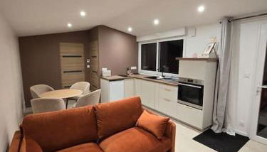 À L'ombre Du Pêcher - Foto 4