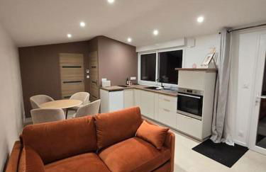 À L'ombre Du Pêcher - Foto 4