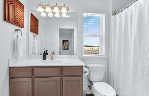 Gorgeous 2 BDR Cottage Minutes to Everything Nbtx! - Foto 48