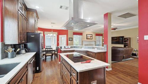 DFW Getaway - 4 Bedrooms Pool Oasis Media Room - Foto 3