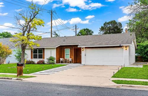 4BR Luxury Stay | 2 Kings | Near DT | Family+Games - Foto 57