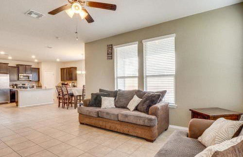 Family Friendly! 2-Story Home Near Georgetown Sq - Foto 12