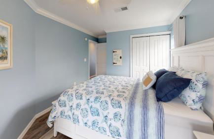 Perfect Beach Getaway with Bay Views & Boat Dock & Trailer Parking - Foto 30