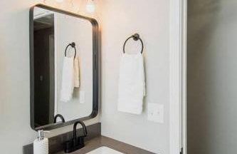 Modern Ranch near Downtown and Airport - Foto 12