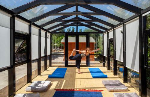 Apanema Mindfulness Villas Resort with Fast WiFi, Pool, Sauna, Massage - Photo 11