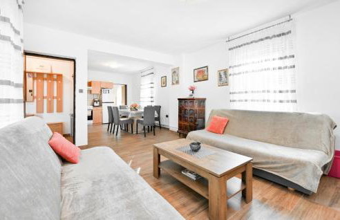 Amazing Home In Ivanska With Kitchen - Foto 25