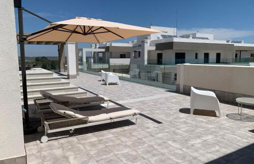 Penthouse with wide terrace next to the ocean - Foto 3