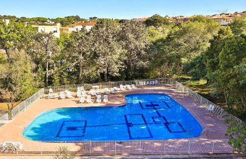 Centre St Tropez - 2 Pièces -Clim Piscine Parking - Photo 9