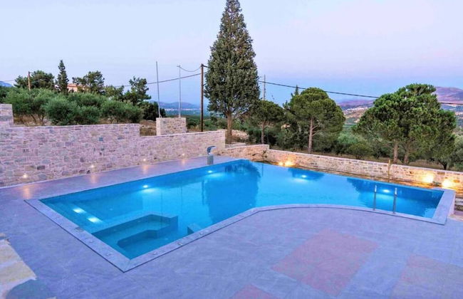 Villa Harmony in Kamilari - Photo 12