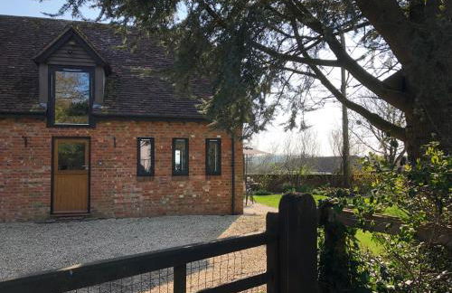 The Stable Barn *On the edge of the New Forest* - Photo 1