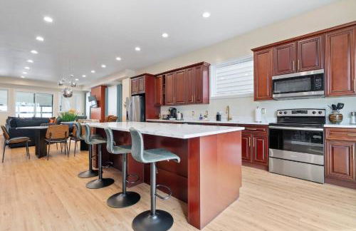 Luxe Retreat! Bar|Rooftop DT Views|Hot Tub|Arcade - Foto 20