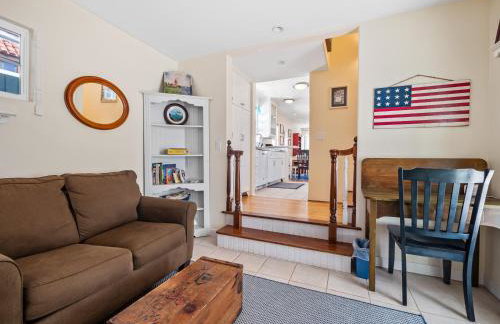 Stunning beach home - steps2sand, AC, Large Patio and Fast Wifi! - Foto 25