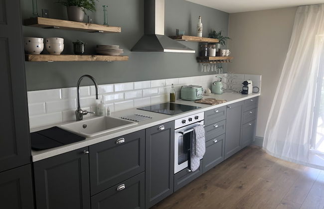 Cotswold Lodge - Photo 15