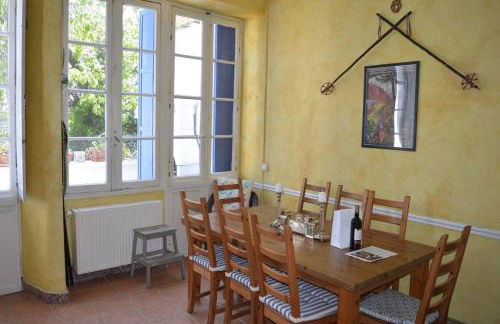 Riverside 4 bed house full of character and charm - Foto 48