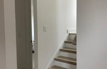 Entire Home Close to BOA Stadium & City - Foto 16