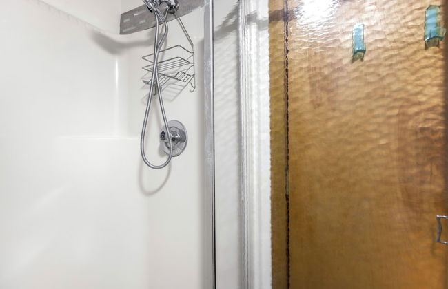 Lake Getaway - Photo 19