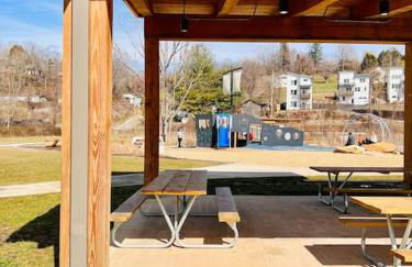 Sage House - Photo 13